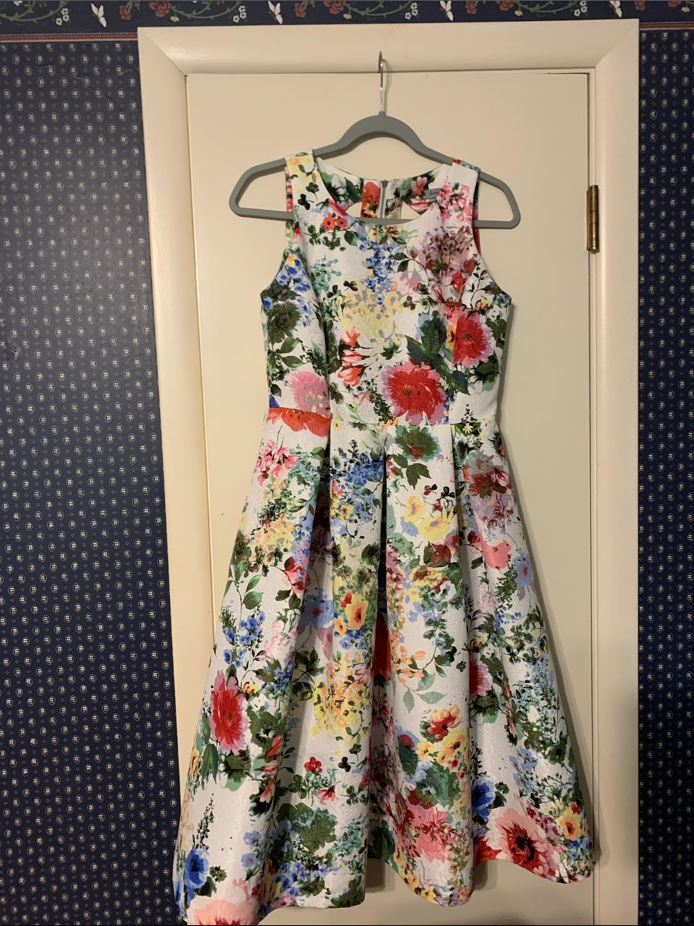 Floral Fit-and-Flare Women’s Dress in White with Multi-Color Blooms size 4